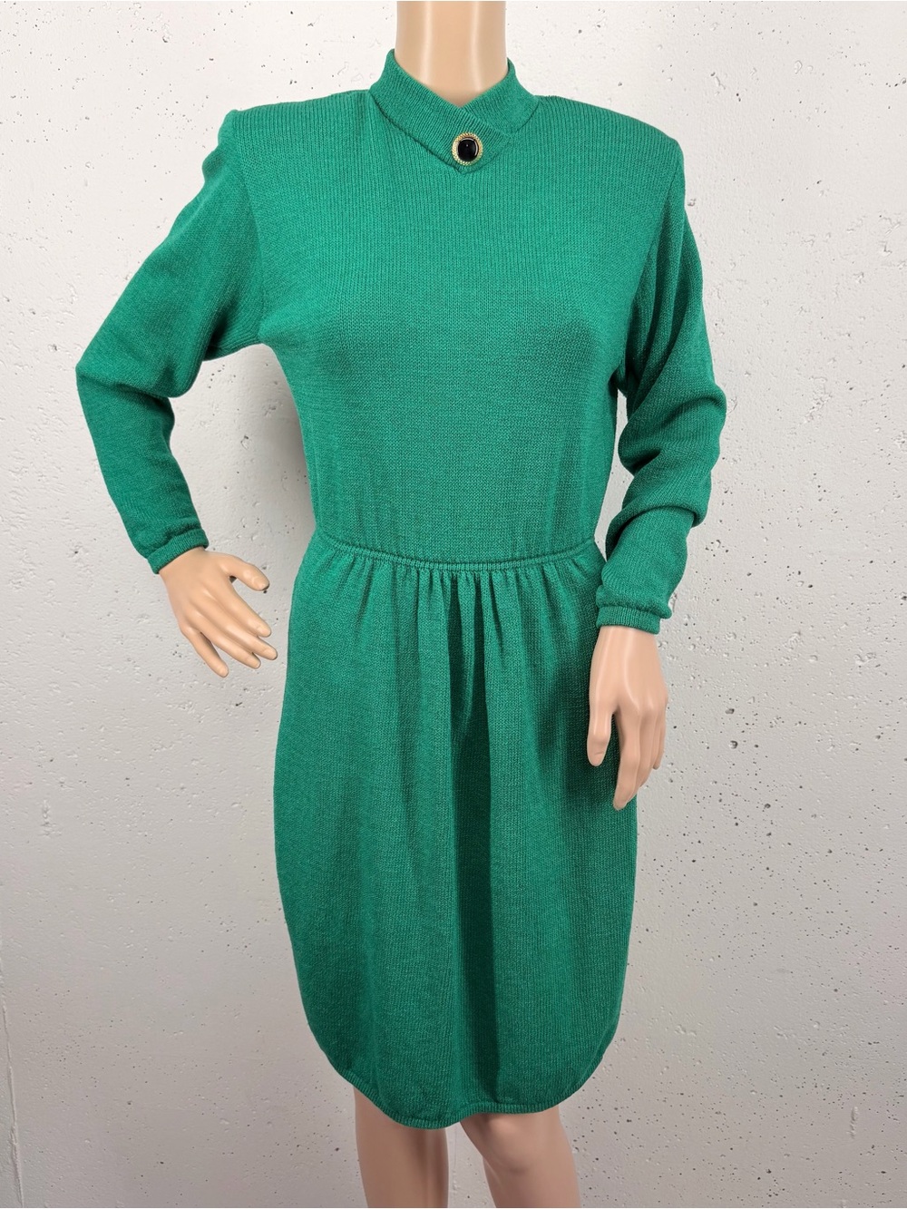 Vintage St. John Women’s Size 2 Green Long Sleeve Knit Dress